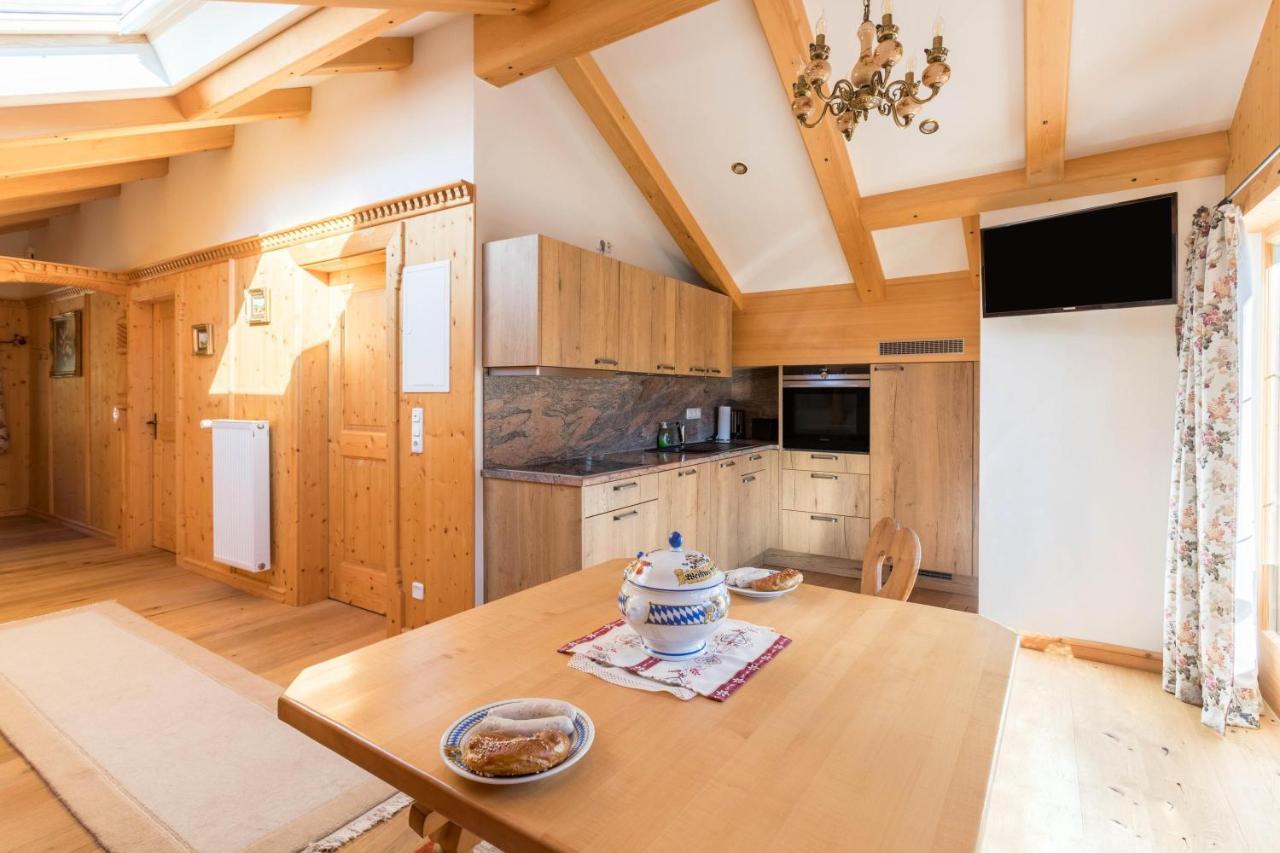 Ferienwohnung Bergkristall Mittenwald Exterior photo